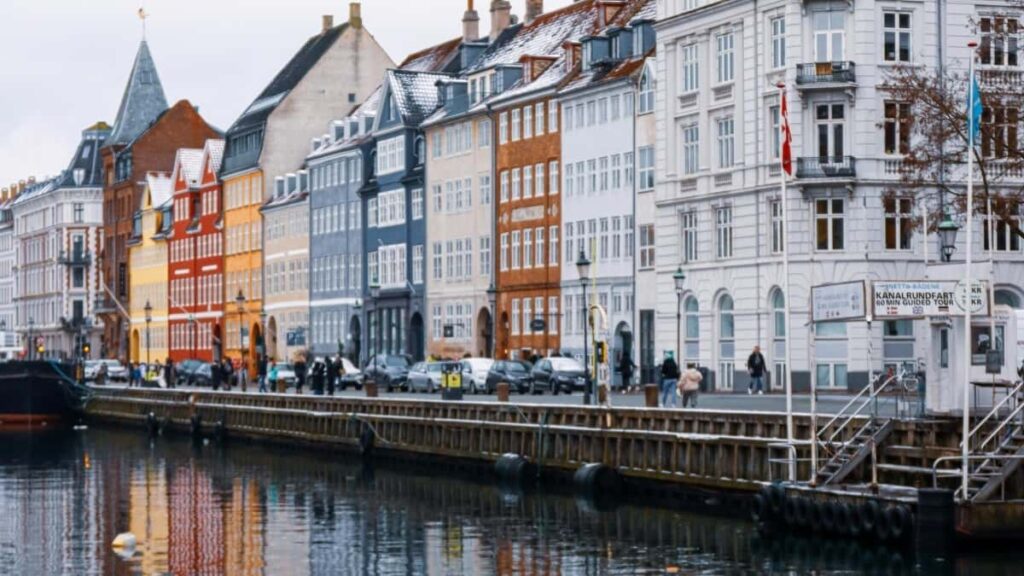 Como influencers do LinkedIn no Brazil podem colaborar com marcas do Vietnam
