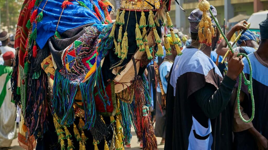 Guia pratico para criadores brasileiros encontrarem e co-criarem bundles exclusivos com marcas da Letonia no Taobao, incluindo canais, taticas de outreach e logistica internacional.