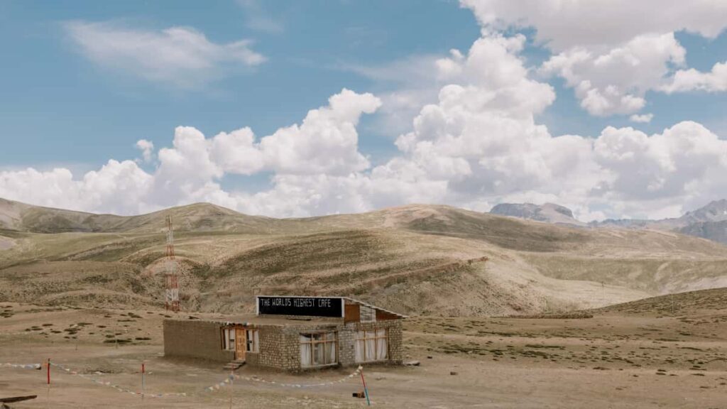 Guia pratico para anunciantes brasileiros encontrarem criadores ligados a HBO Max e lancar iniciativas de marca socialmente responsaveis com estrategia, ferramentas e parceiros.