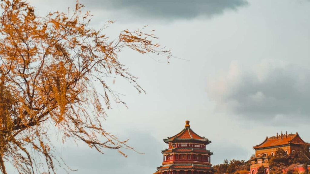 Guia pratico para criadores brasileiros conseguirem patrocinios de marcas da Irlanda no Snapchat: abordagem, pitching, taticas locais e cuidados de compliance.