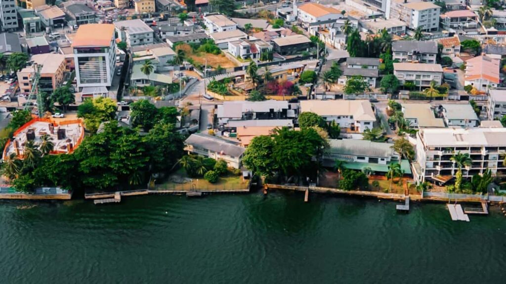 Guia pratico para criadores brasileiros conseguirem parcerias de unboxing com marcas belgas no Twitter: abordagem, mensagens, timing e riscos.