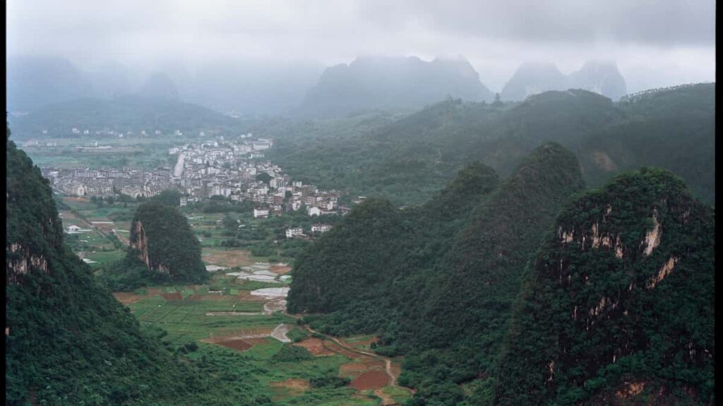 Guia pratico para creators brasileiros: como encontrar, abordar e fechar marcas da Argelia no ShareChat para videos de depoimento.