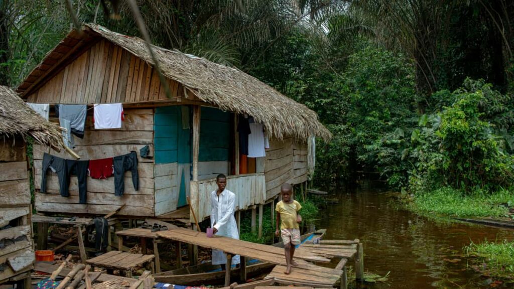 Guia pratico e local para anunciantes brasileiros encontrarem creators do Uzbequistao no Facebook e produzir vlogs de eventos reais com seguranca e resultados.