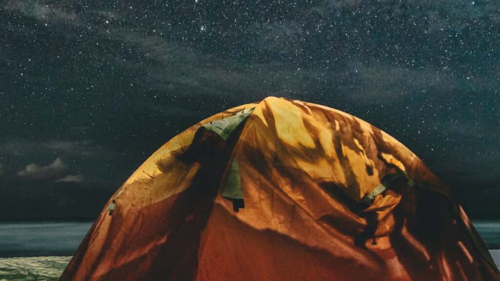 Guia pratico para anunciantes brasileiros encontrarem criadores de Puerto Rico no Etsy e usar conteudo de criadores para crescer com produto.