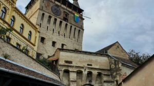 Guia pratico para anunciantes brasileiros: como mapear, validar e fechar parcerias com YouTubers da Tanzania passo a passo com taticas locais, riscos e oportunidades.