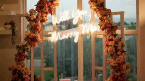 Guia pratico para agencias brasileiras encontrarem criadores nepaleses no Discord e transformar guias de cidade em conteudo local autentico.